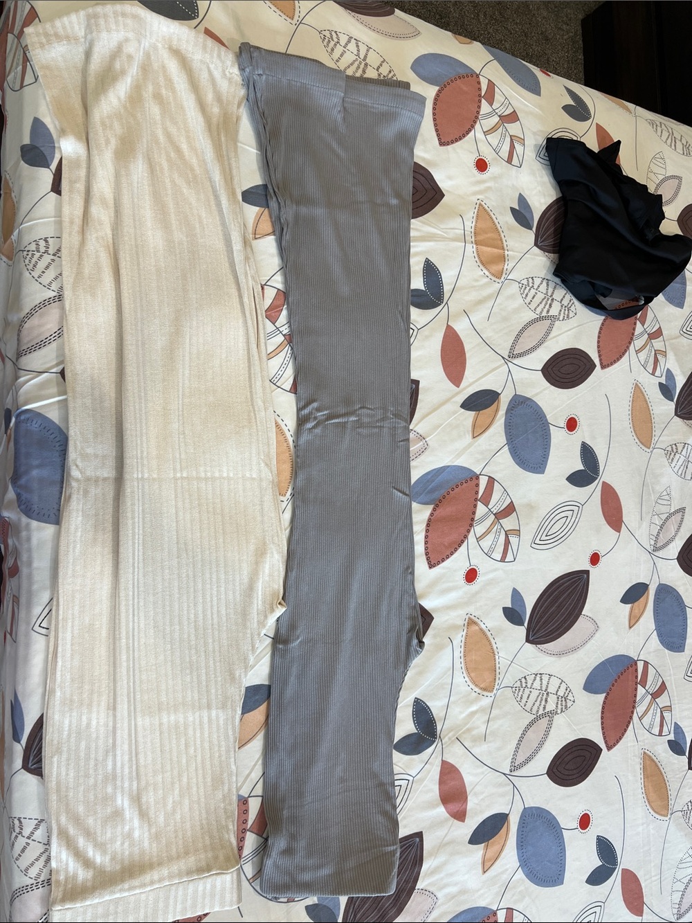 H&M Ribbed Wide-Leg Pants in White and Gray